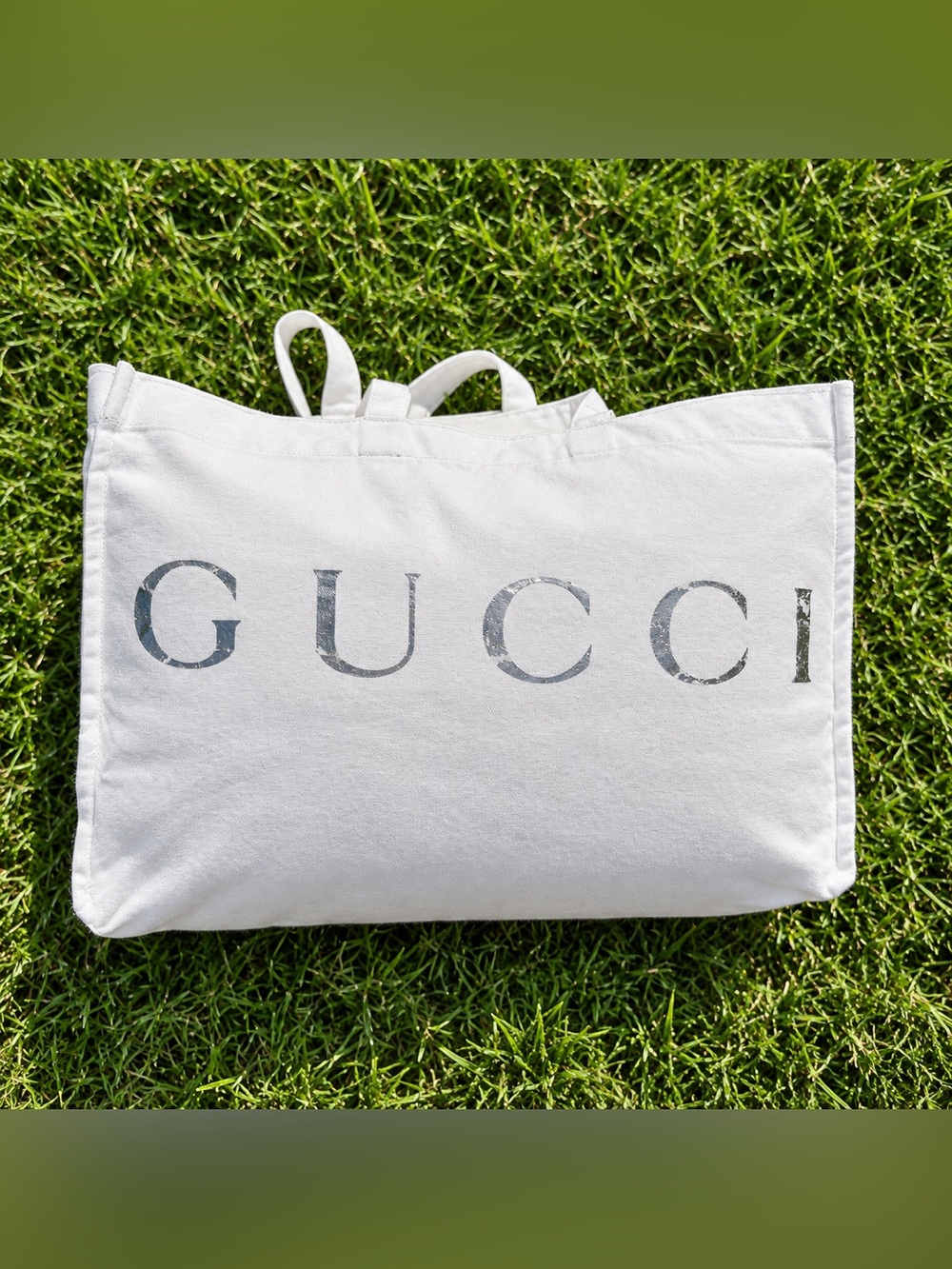 Gucci White Canvas Tote Bag Silver Metallic Logo